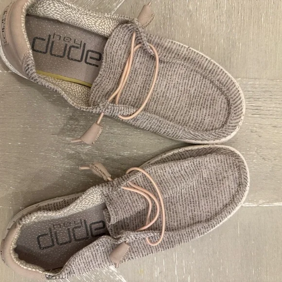 Hey Dude Women's Shoes in Tan and dusty pink - Picture 6 of 6